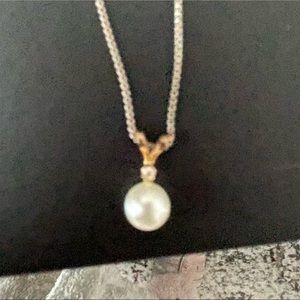 Pearl and diamond necklace